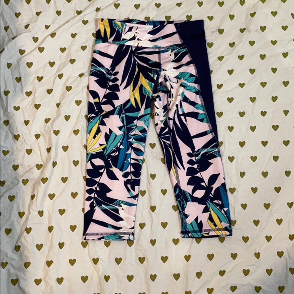 Cute running Capri leggings